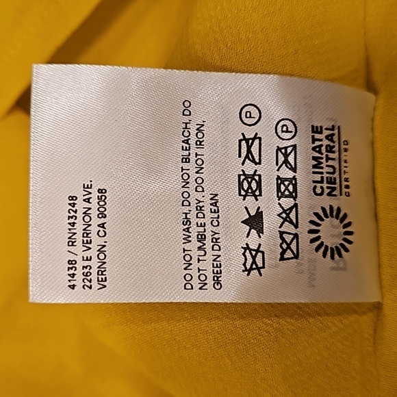 💕REFORMATION💕 Nerida Silk Dress ~ Tumeric 10 NWT - Picture 16 of 16